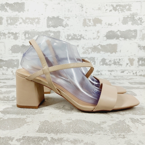 NEW Journee Collection Women's Cream Tan Summer Lirryc Pump Sandals V436 - Picture 5 of 13